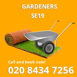 SE19 gardeners Crystal Palace